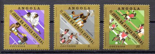 Deportey y Olimpiadas Angola N&ordm;647+49/50 (**)